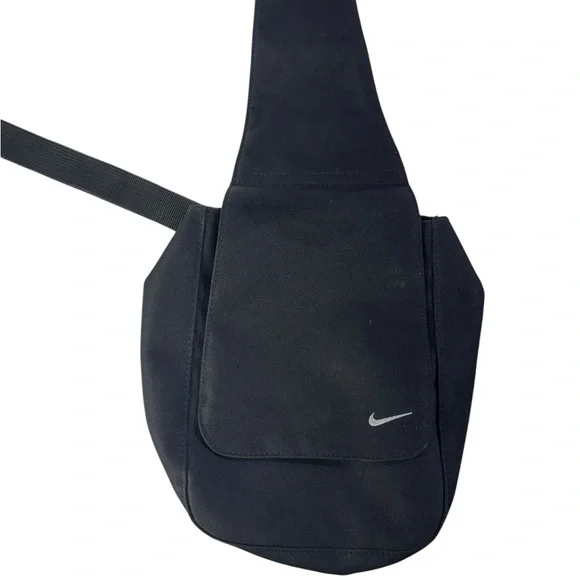 Vtg Nike Crossbody Sling Bag One Shoulder Single Strap Y2K Unisex Black Backpack - Picture 2 of 6